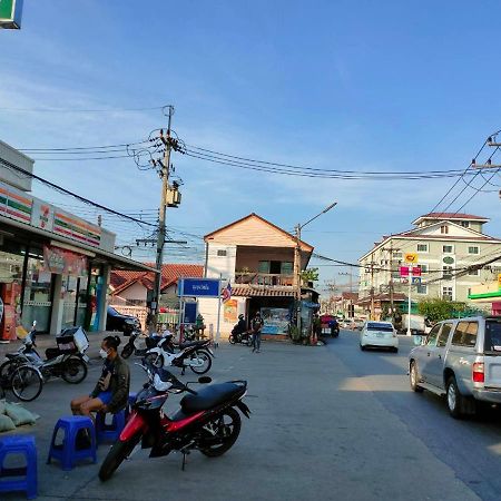 Tisaraporn Resident Motel Ban Khlong Song Exterior foto